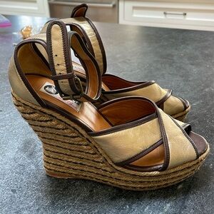 Lanvin Paris gold espadrille wedge sandal size 40